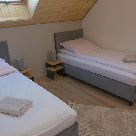 Na Kamiencu Apartment *
