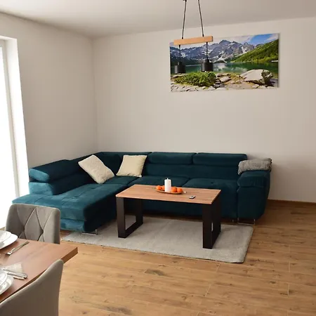 Na Kamiencu Apartment *