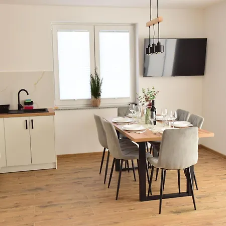 Apartment Na Kamiencu *